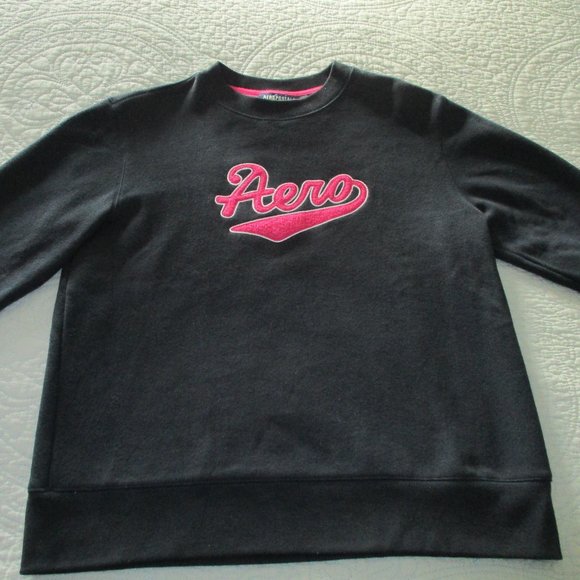 Aeropostale Sweat Shirt Size M - great condition - navy and pink - soft - Picture 2 of 4